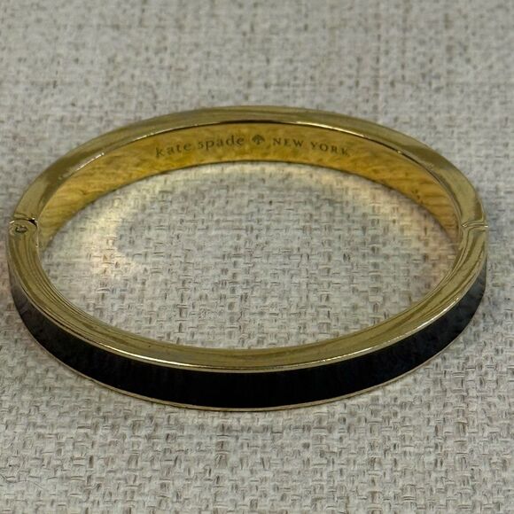 Kate Spade Ace Up Your Sleeve Black & Gold Enamel Hinged Magnetic Close Bracelet - Picture 3 of 4